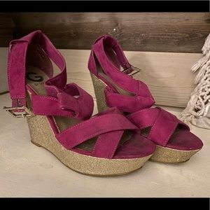 Guess wedges